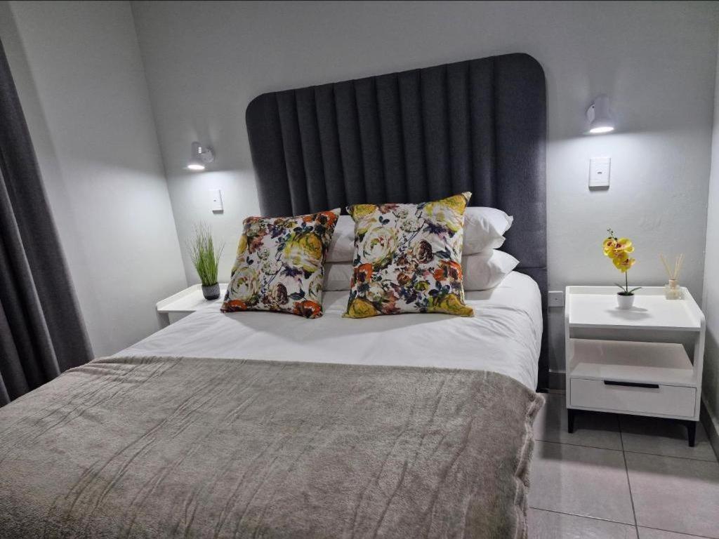 Blooming Rose Bed And Breakfast Polokwane Esterno foto